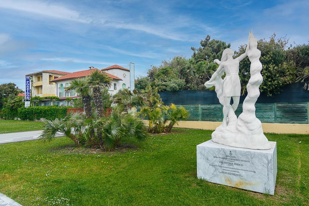 Hotel Poseidon Marina di Pietrasanta Εξωτερικό φωτογραφία