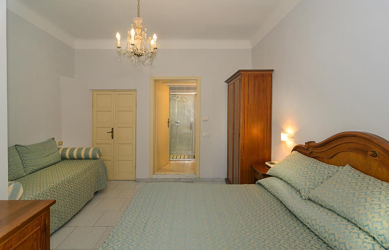 Hotel Poseidon Marina di Pietrasanta Εξωτερικό φωτογραφία