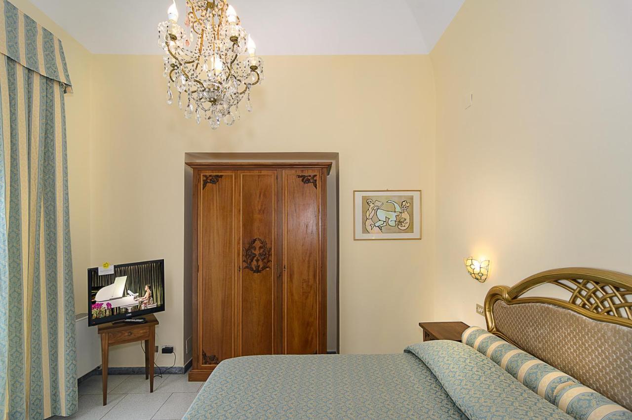 Hotel Poseidon Marina di Pietrasanta Εξωτερικό φωτογραφία