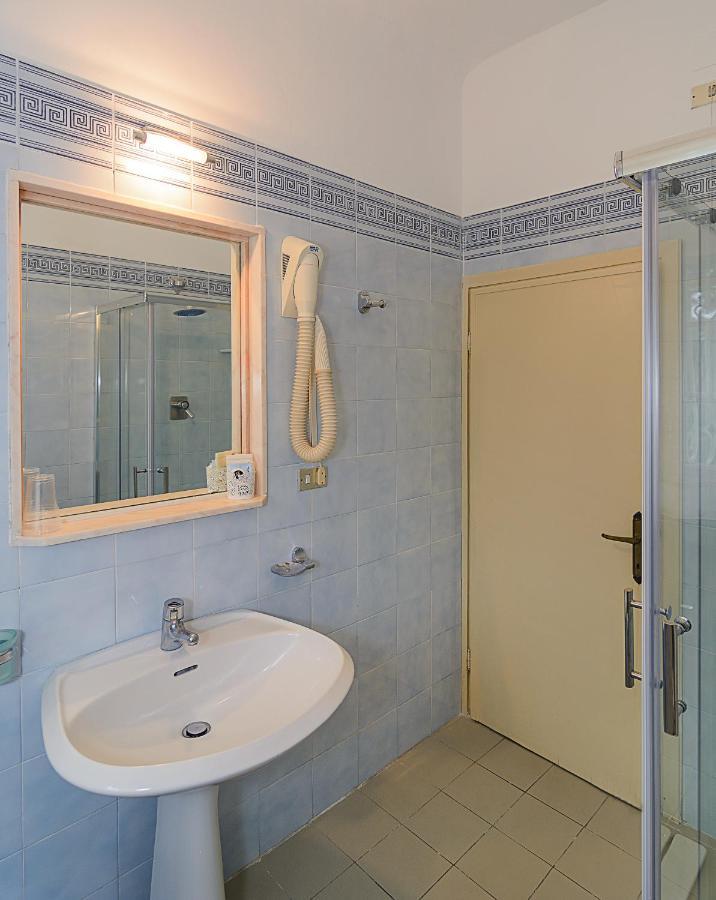 Hotel Poseidon Marina di Pietrasanta Εξωτερικό φωτογραφία