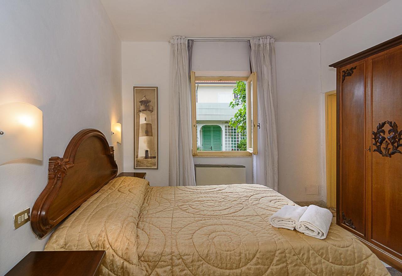 Hotel Poseidon Marina di Pietrasanta Εξωτερικό φωτογραφία