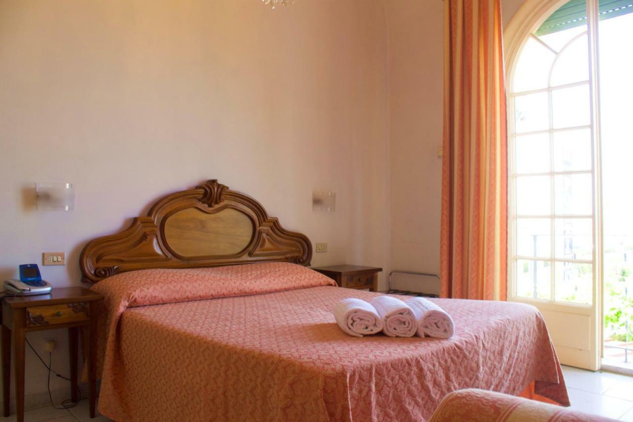 Hotel Poseidon Marina di Pietrasanta Εξωτερικό φωτογραφία